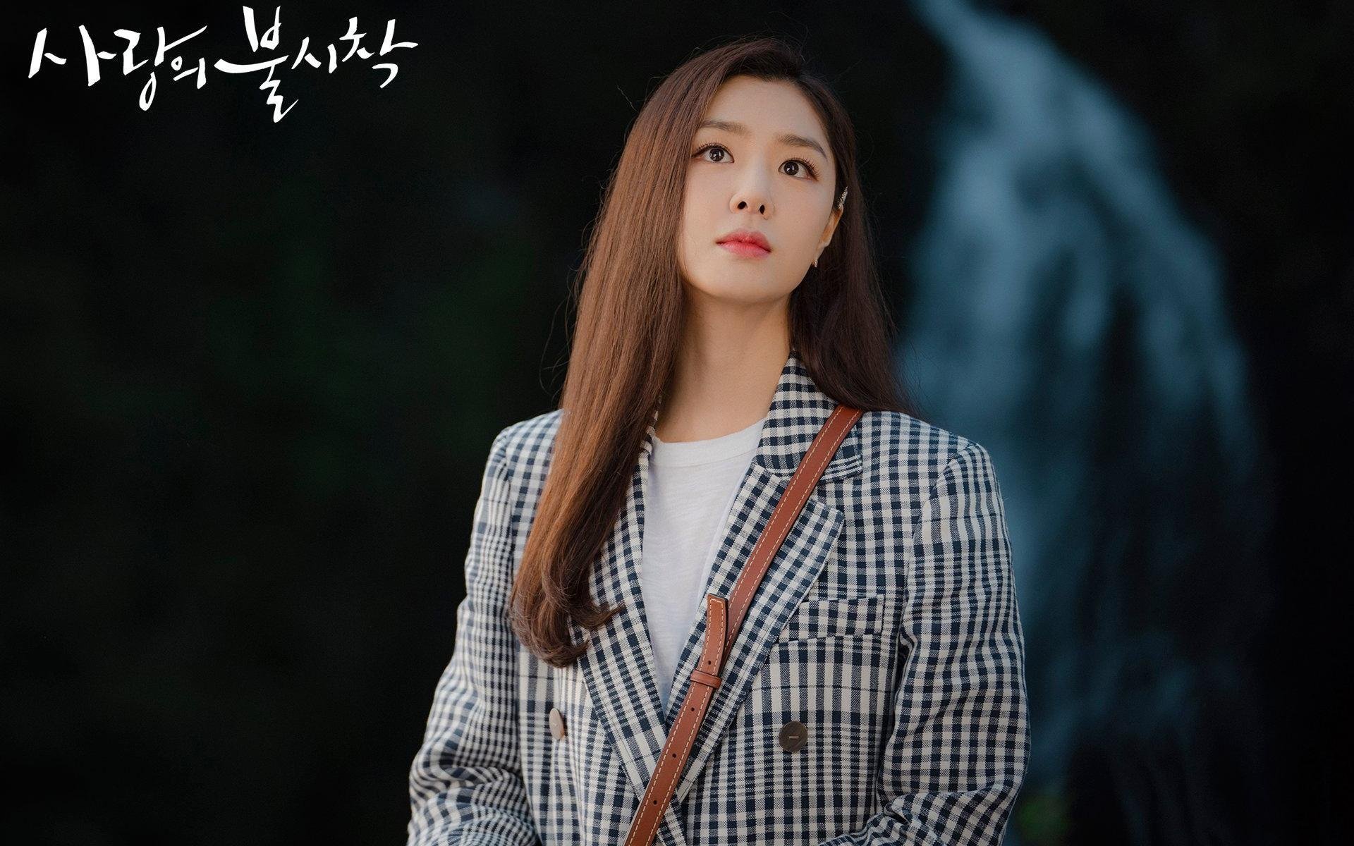 开云体育官网下载安装-中立B蝶泳选手比赛节奏趋于成熟，中游体育蝶泳视频